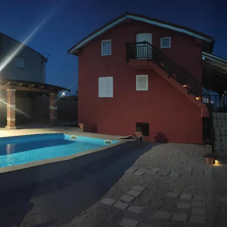 Apartma Aja * Debeljak