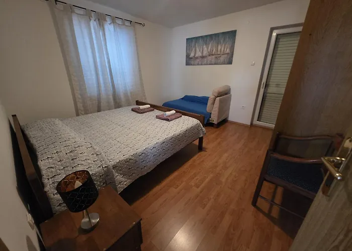 Apartma Aja Lägenhet *