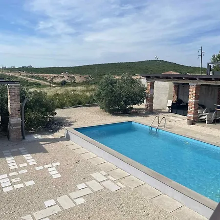 Apartma Aja Apartman