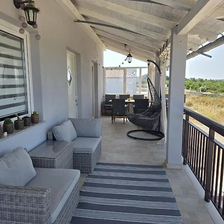 Διαμέρισμα Apartma Aja *