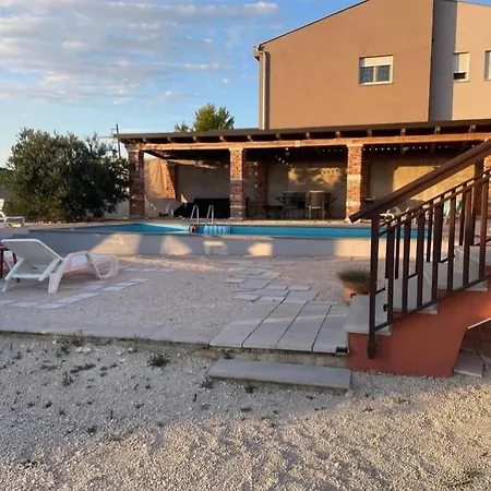 Διαμέρισμα Apartma Aja