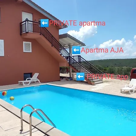 Apartma Aja شقة *