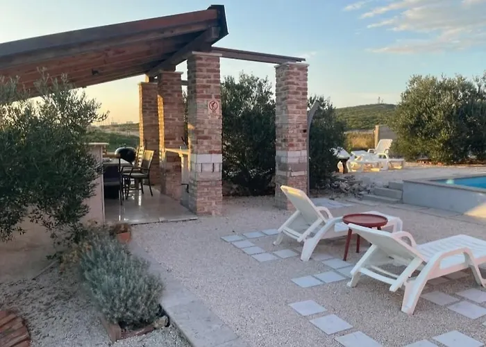 Apartma Aja * Debeljak